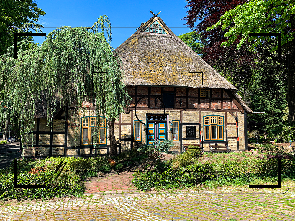 old thatched house in Burg